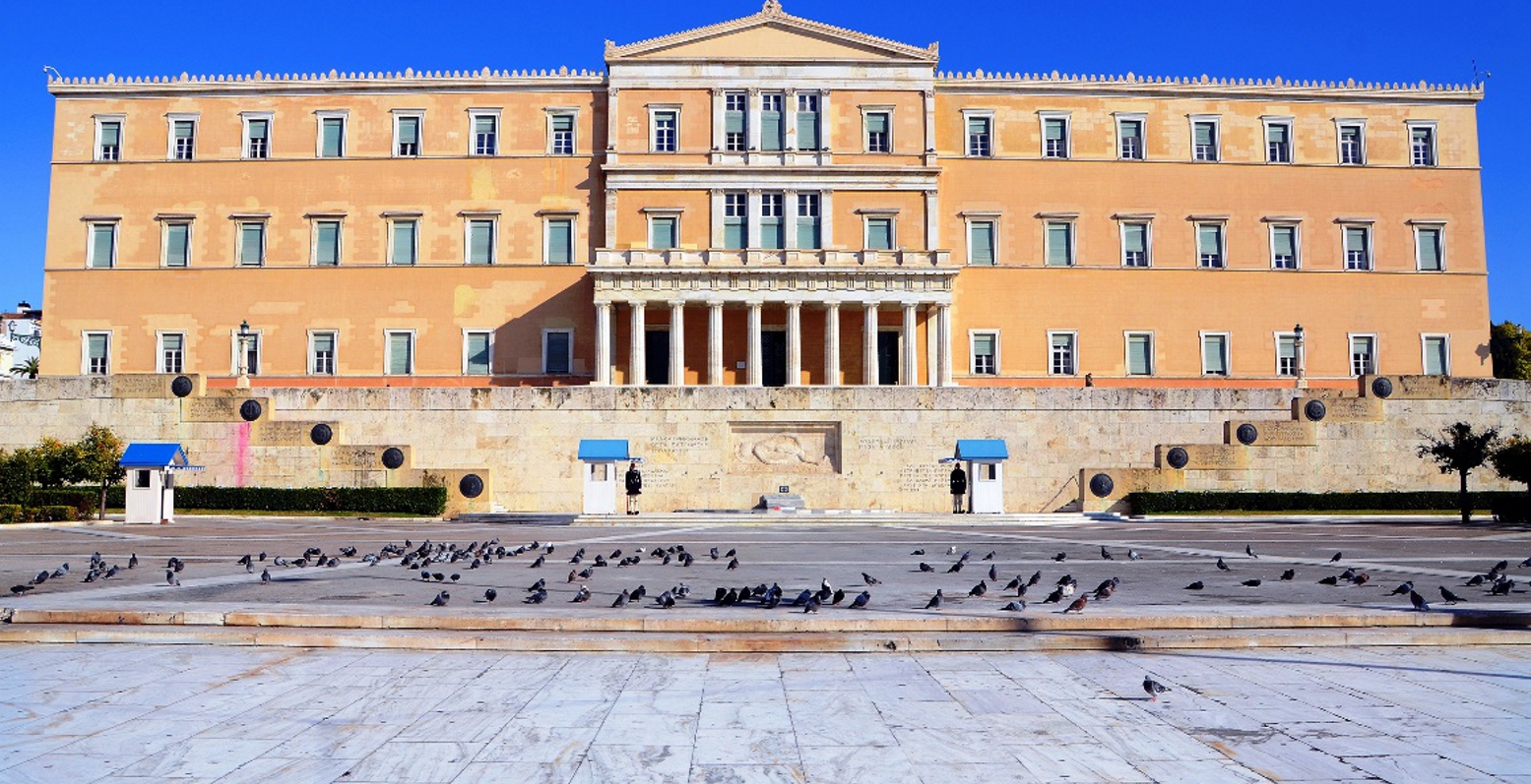 Άνοιξαν για το κοινό οι χώροι της Βουλής (photos)