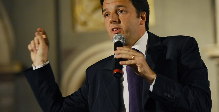 Άστραψε και βρόντηξε ο Ρέντσι !