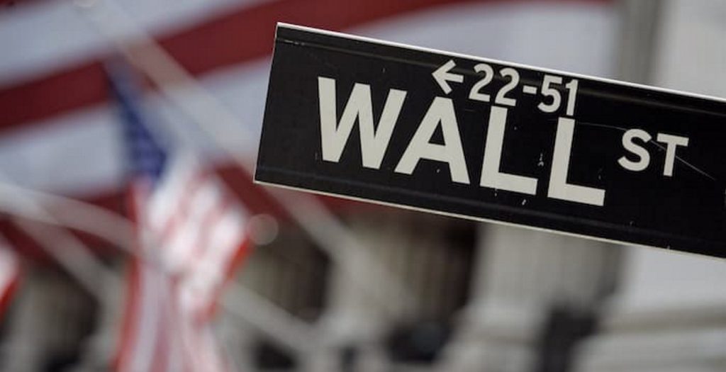 ”Αναποφάσιστη” η Wall Street
