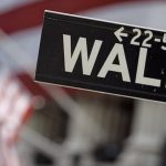 ”Αναποφάσιστη” η Wall Street