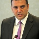 Μαξίμου: Έκανε τριπλ ντάμπλ ο Κικίλιας