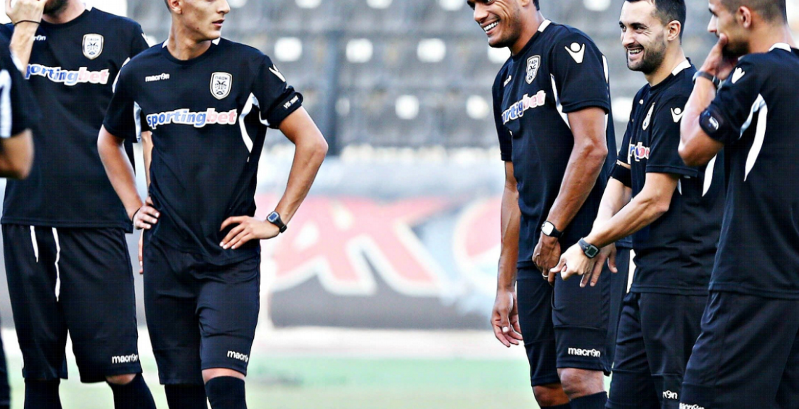 Η αποστολή του ΠΑΟΚ στη Τσεχία και οι κομμένοι βγάζουν selfie!