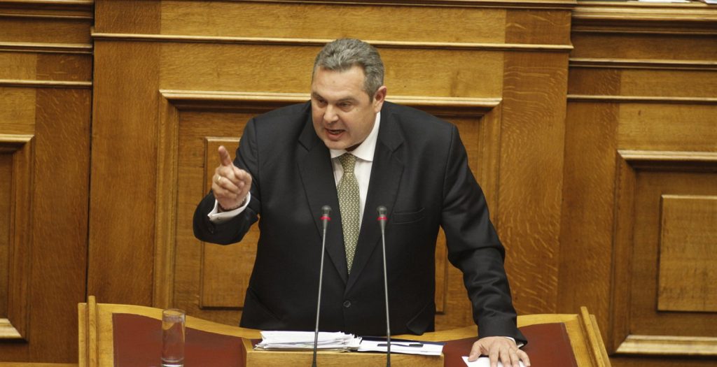 Καμμένος: Ρωτήστε τον κουμπάρο σας, Μαρινάκη, για την άδεια