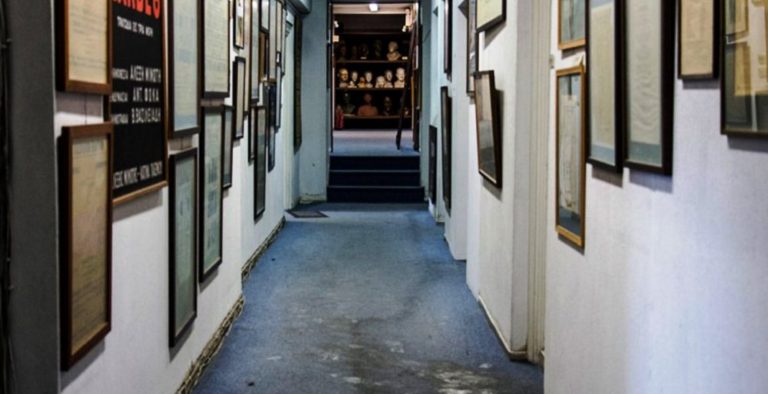 Διέρρηξαν ξανά το Θεατρικό Μουσείο