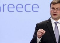 Σε ρόλο “διαμεσολαβητή” η Κομισιόν για αξιολόγηση και συμφωνία