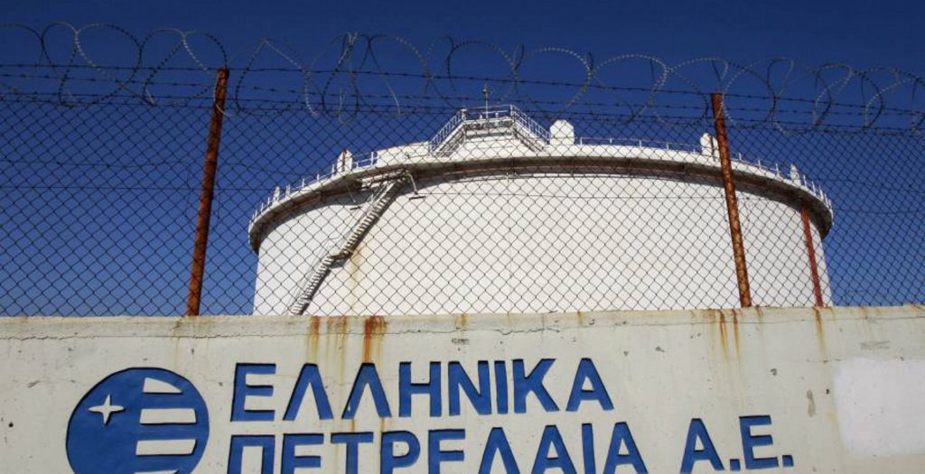 Δωρεά πετρελαίου από τα ΕΛΠΕ για τις δομές φιλοξενίας μεταναστών