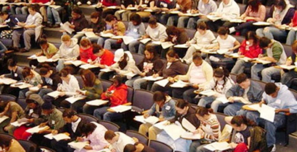 Ξεκίνησαν οι αιτήσεις για τις μετεγγραφές αδελφών στα πανεπιστήμια