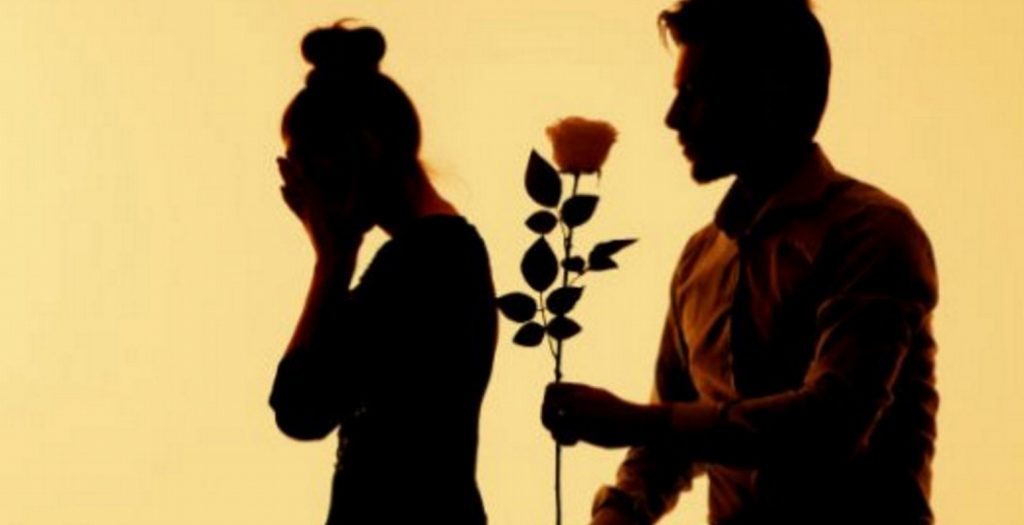 Σχέση με Παντρεμένο: Διάβασε το ζώδιο και μάθε τι προβλέπουν τ’ άστρα