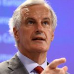 Μπαρνιέ: Η ΕΕ δεν εμποδίζει τους Βρετανούς να μιλούν με τις ΗΠΑ