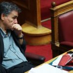 Η WSJ ”αδειάζει” την κυβέρνηση για τον προϋπολογισμό