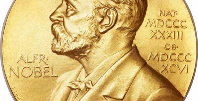 Σε 3 Βρετανούς το Νόμπελ Φυσικής