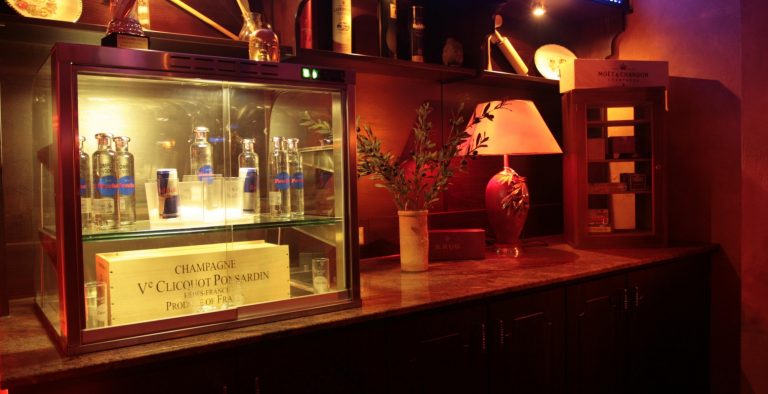 Έρχεται! Ο πρώτος χλιδάτος οίκος ανοχής θα ανοίξει στο Λασίθι – Θα έχει ακόμα και…