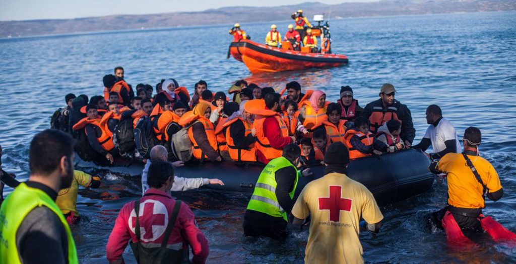 Δεκάδες πρόσφυγες νεκροί από ναυάγιο στην Ιταλία