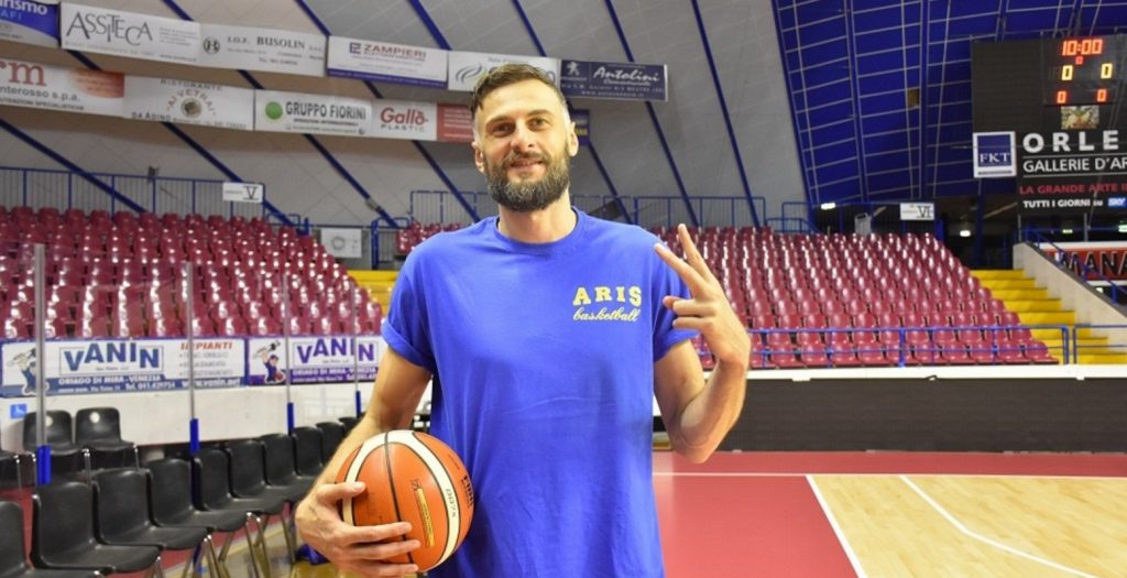 Ντεμπούτο Σανικίτζε μπροστά στους φιλάθλους του Άρη και το Παλέ!