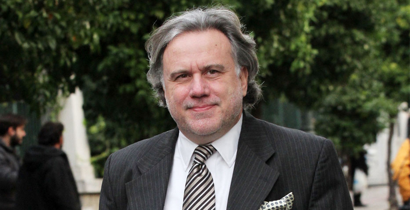 Μετά τα δακρυγόνα στους συνταξιούχους: Ο Κατρούγκαλος θέλει τον κόσμο στο δρόμο για τα εργασιακά