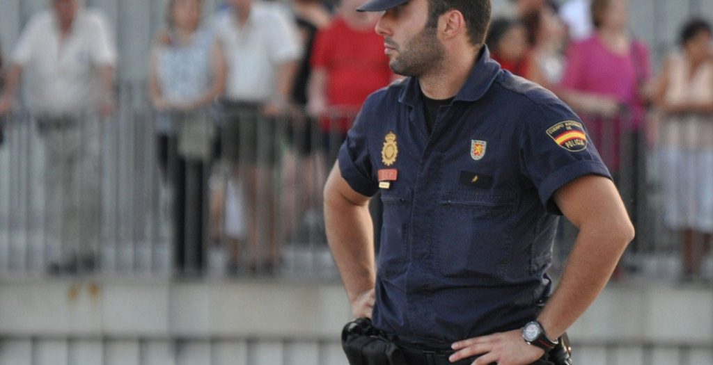 Ισπανία: Πέρασαν 220 μετανάστες τον φράχτη της Θέουτα