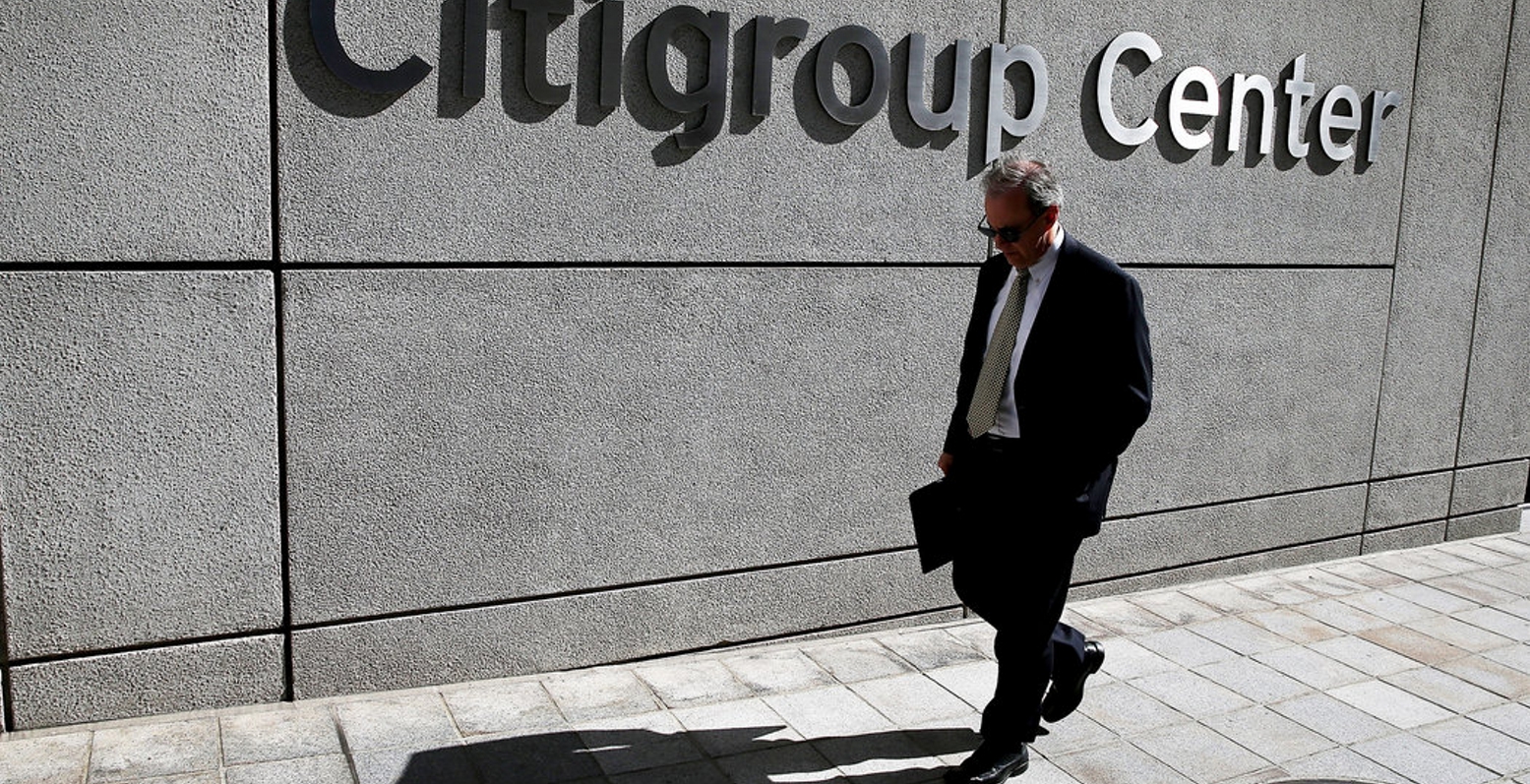 Citi: Αγοράστε ευρω – τράπεζες