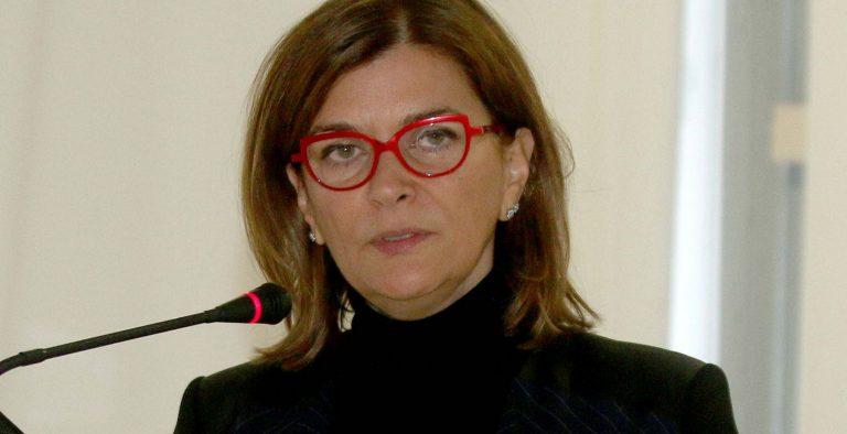 Αντωνοπούλου: “Δημιουργική αντιπαράθεση για τα εργασιακά”
