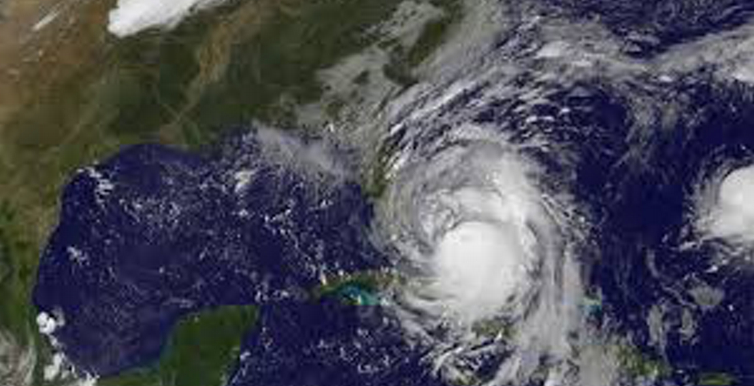 Εκκενώνονται σπίτια στις Φιλιππίνες λόγω του τυφώνα Νοκ Τεν