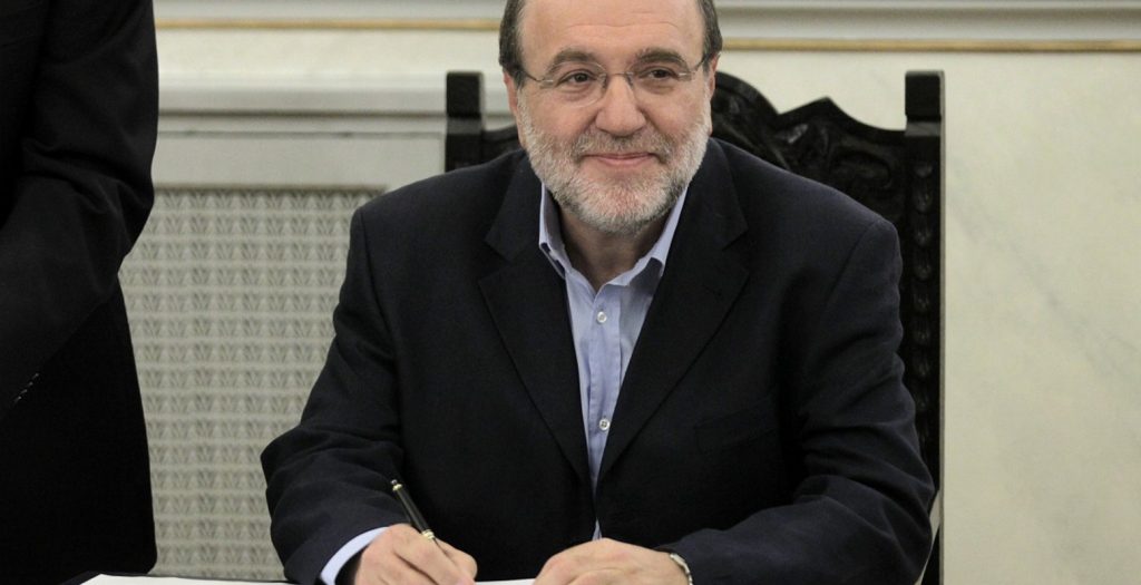 Αλεξιάδης: Τα έσοδα αυξήθηκαν, γιατί πληρώνουν οι λαθρέμποροι