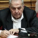 Σύσκεψη υπό τον Φλαμπουράρη για τους πρόσφυγες στη Λέσβο