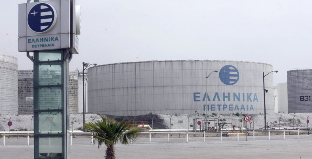 ΕΛΠΕ: Διαθέτει πετρέλαιο θέρμανσης σε σχολεία και φορείς που επιτελούν κοινωνικό έργο
