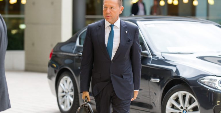 Στουρνάρας: Ώρα οι Ευρωπαίοι να δεσμευτούν για το χρέος