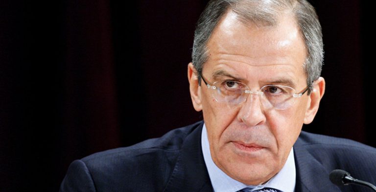 Λαβρόφ: Η Ρωσία δεν υποστηρίζει καμία πολιτική προσωπικότητα στην Συρία
