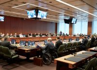 Στο “τραπέζι” του σημερινού Eurogroup το θέμα του χρέους