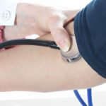 1,1 δισ. άνθρωποι με υπέρταση – Διπλασιάστηκε ο αριθμός σε 40 χρόνια
