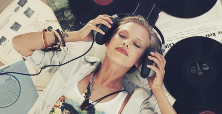 Η εβδομαδιαία πρόβλεψή σου με ένα τραγούδι 2 ως 8 Ιανουαρίου 2017