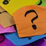 Ποια διάσημη Ελληνίδα πιστεύει ότι μας… ψεκάζουν; (video)