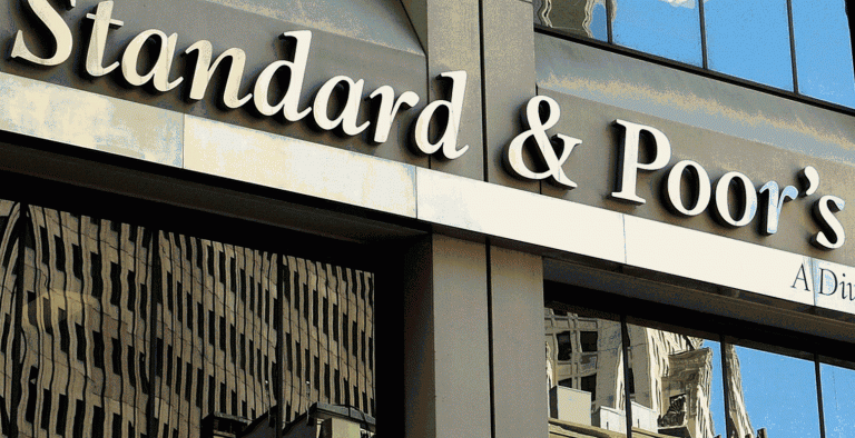 S&P: Αρνητικές οι προοπτικές της τούρκικης οικονομίας