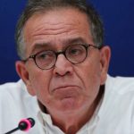 Διαστρεβλώνουν τα λόγια και του Μουζάλα: Στόχος να “πέσει” ο ΣΥΡΙΖΑ, λέει ο υπουργός