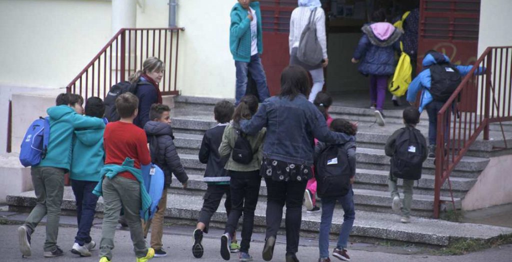 Συνεχίζονται οι αντιδράσεις στη Βόλβη για τα προσφυγόπουλα