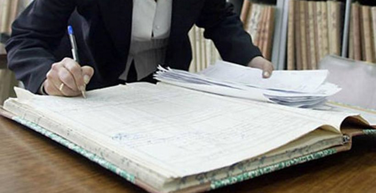Απέχουν οι συμβολαιογράφοι από τη διενέργεια πλειστηριασμών