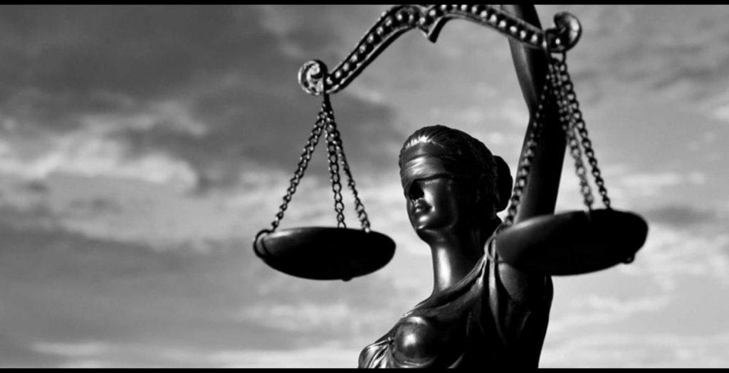 Για σωματική βλάβη διώκεται ο φοιτητής που επιτέθηκε στον καθηγητή Συρίγο