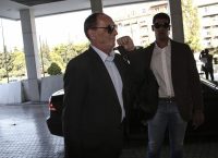 “Πολιτική συμφωνία” αναμένει από το Eurogroup ο Σταθάκης