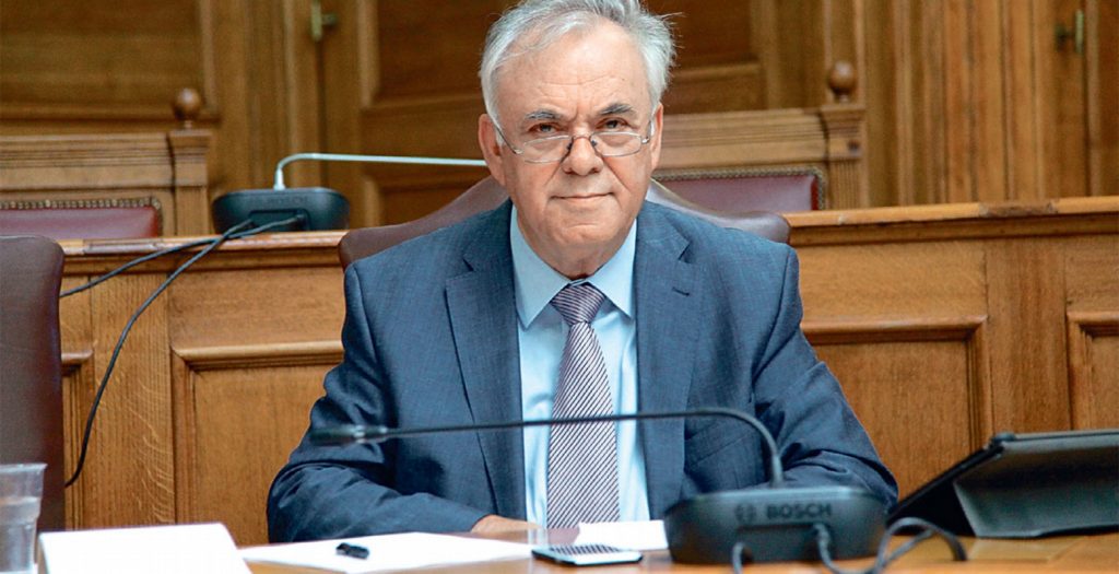 Δραγασάκης: Η αξιολόγηση “κολλάει” στις διαφορετικές απόψεις των εταίρων