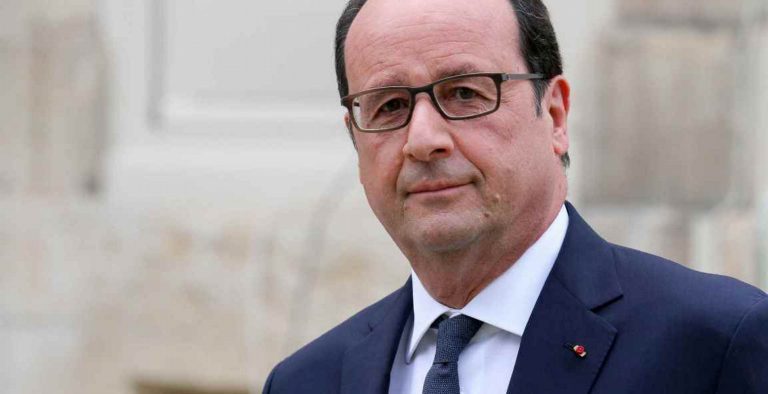 Η απάντηση του Ολάντ στον Τραμπ και το σχόλιο για το Παρίσι