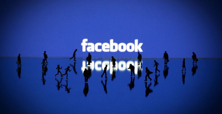Facebook: Τα πιο δημοφιλή θέματα για το 2016