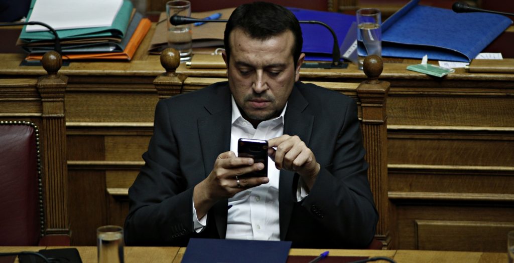“Κάποιοι καναλάρχες δε θέλουν να πληρώσουν για τις άδειες” είπε ο Παππάς