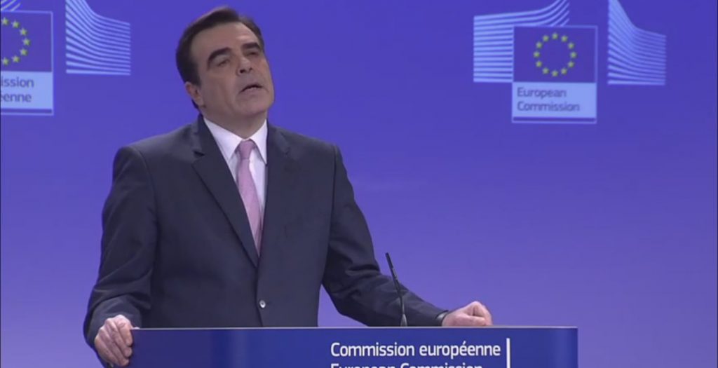 Σχοινάς: Η Ελλάδα μπορεί να επιτύχει τους στόχους για το 2017 και το 2018