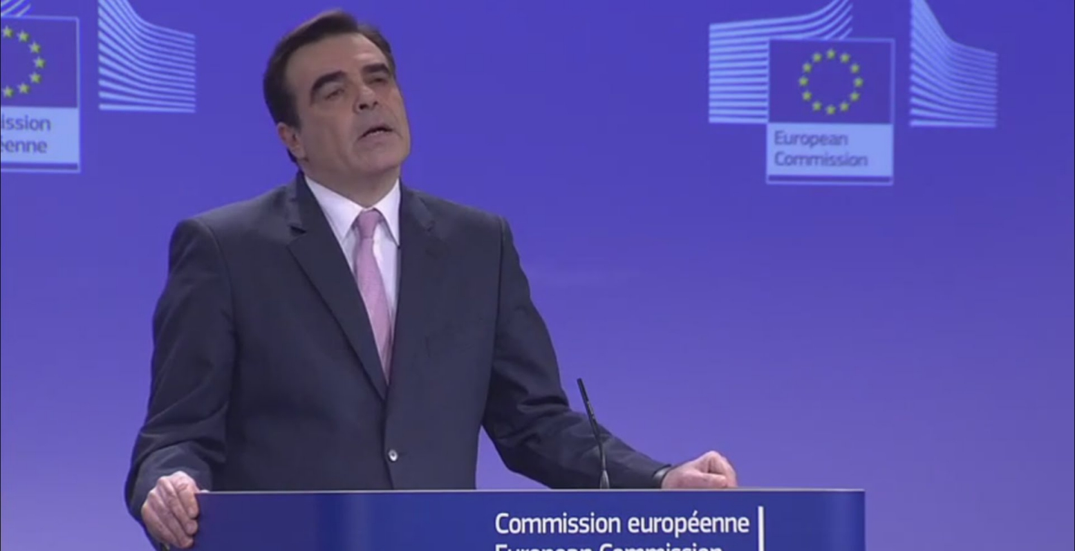 Σχοινάς: Η Ελλάδα μπορεί να επιτύχει τους στόχους για το 2017 και το 2018