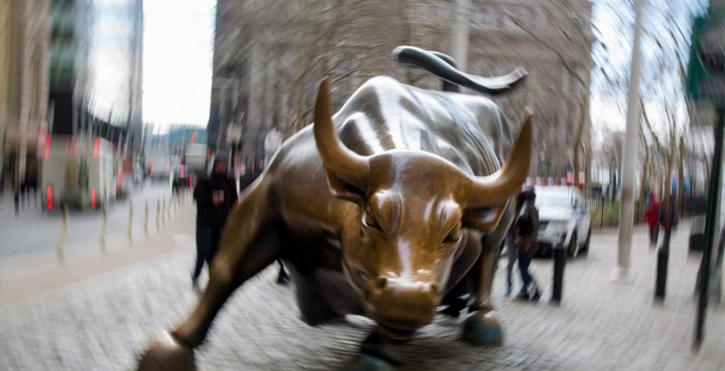Wall Street: Ο Dow Jones ένα βήμα πριν τις 20.000 μονάδες