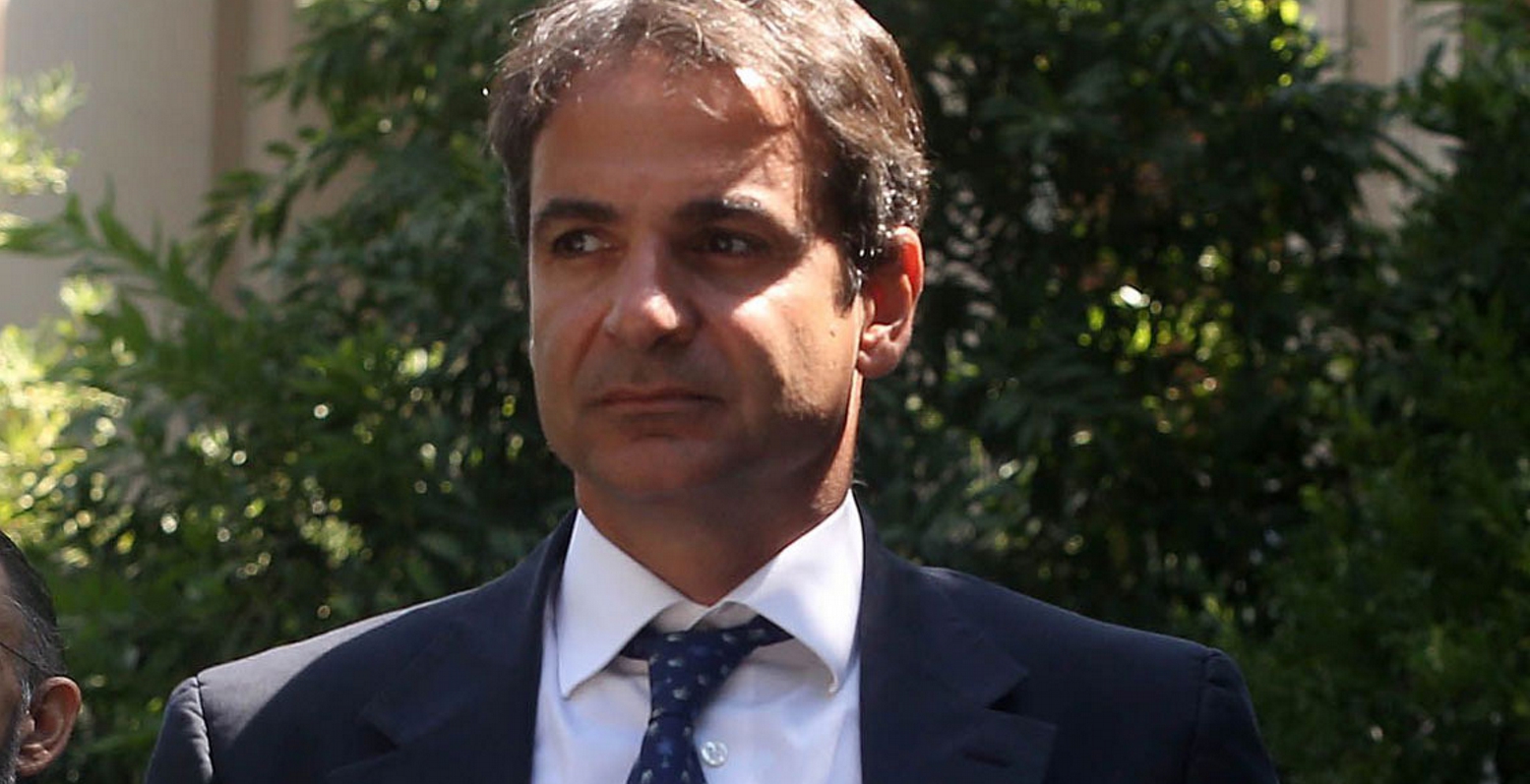 Με “όπλο” τις δημοσκοπήσεις η στρατηγική Μητσοτάκη για την κάλπη