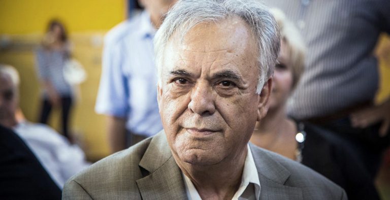 Δραγασάκης: “Στο επίπεδο της οικονομίας υπάρχουν σαφή σημάδια ότι το κλίμα αναστρέφεται”