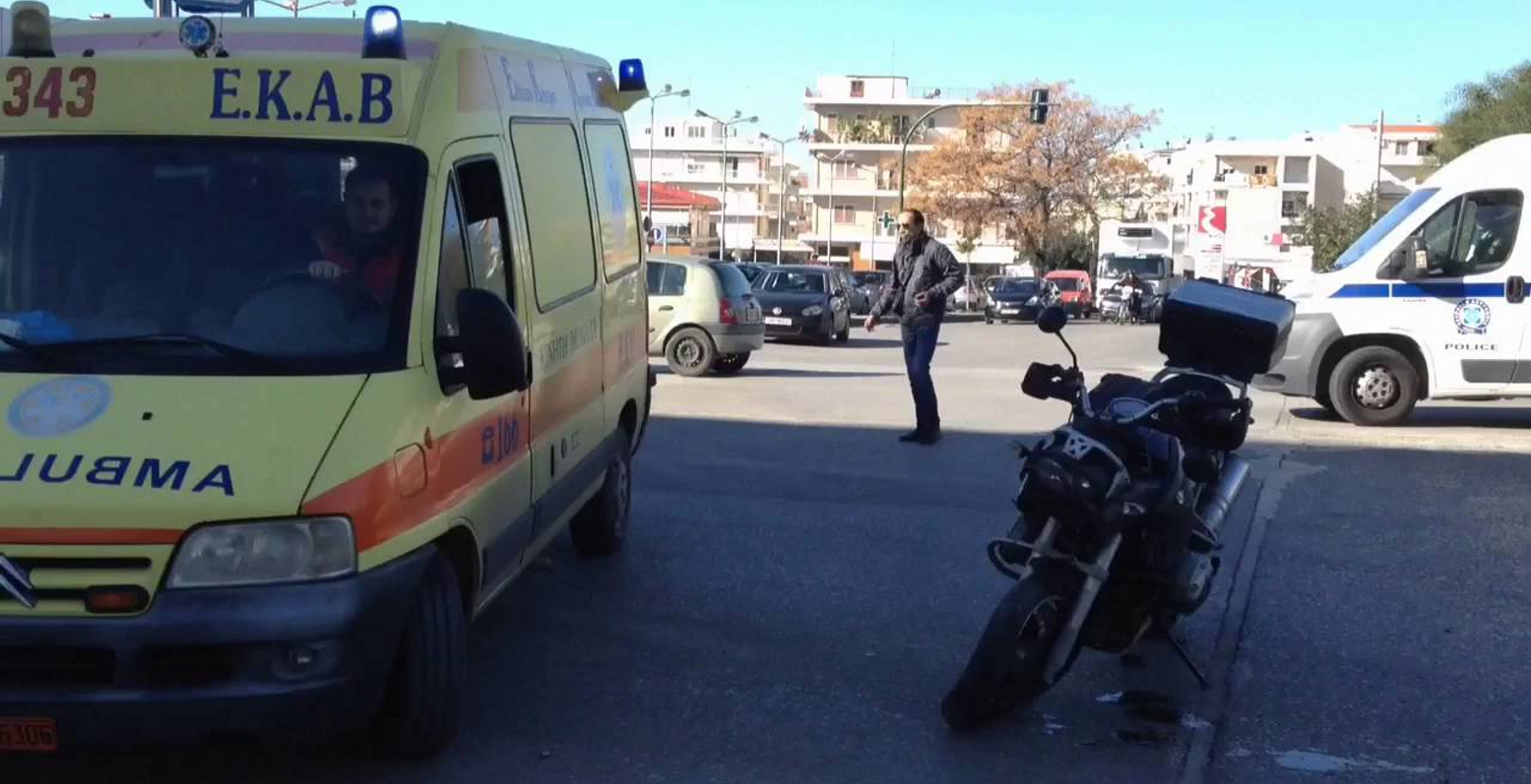 Κηφισός: Καραμπόλα με έναν τραυματία