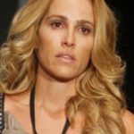 Χαμός σε μπαλκόνι ξενοδοχείου με την καυτή Μπότση