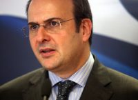 O χρόνος μετράει εις βάρος της χώρας, προειδοποιεί ο Χατζηδάκης